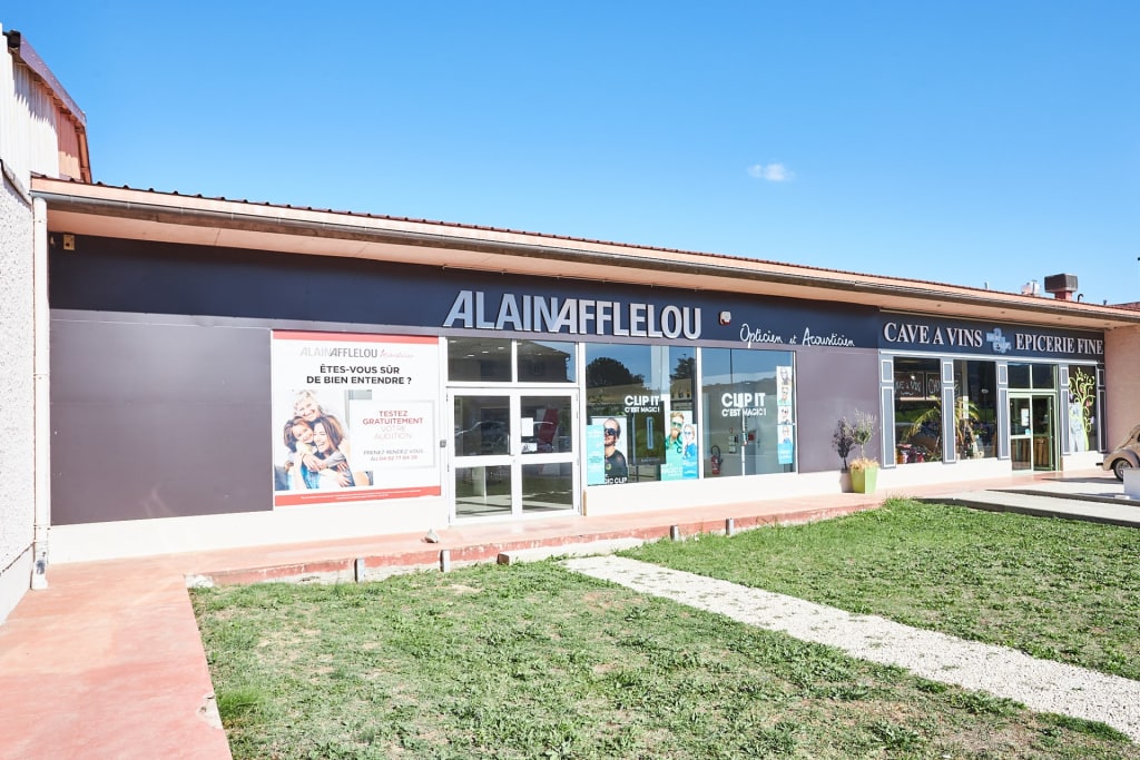 Magasin Opticien 1 chemin du Desteil - lieudit Saint-Pierre 04200 PEIPIN