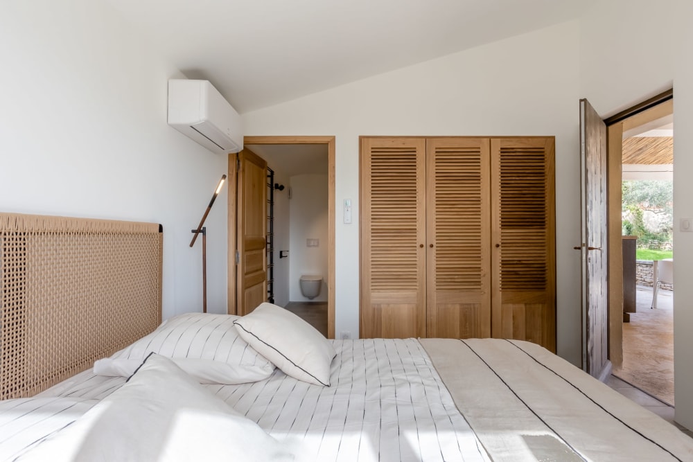 Photographs of Mas la Mirande villa in Provence - Image 34 of 49