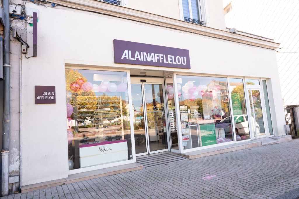 Magasin Opticien 46 place du Général de Gaulle 88800 VITTEL