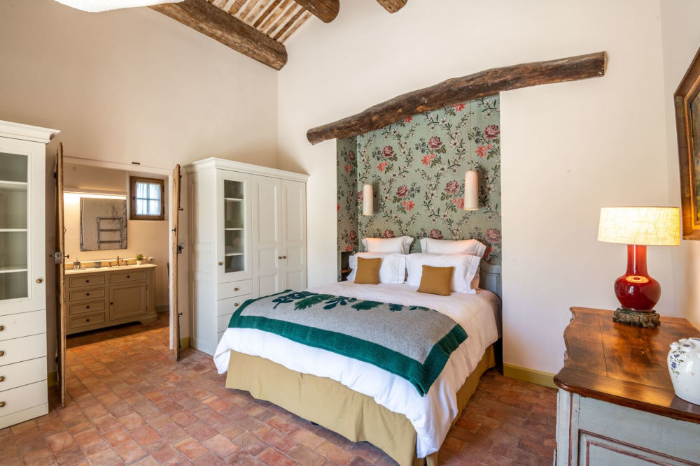 Photographs of Domaine du Lys villa in Provence - Image 30 of 45