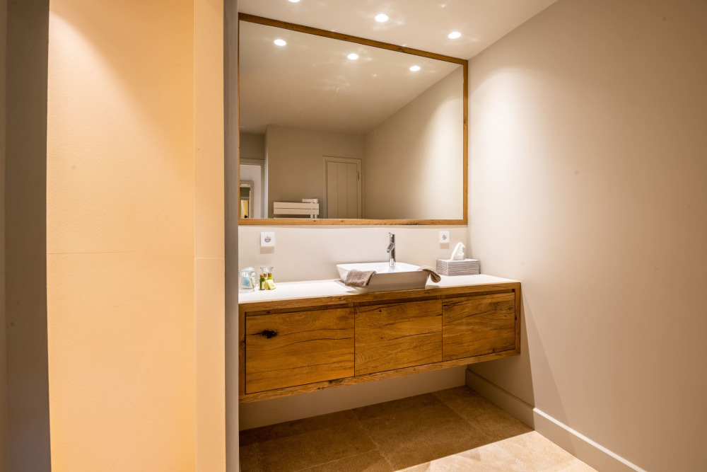Photographs of Mas des Promesses villa in Provence - Image 28 of 52