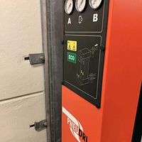 CompAir Duty/Standby Compressors w/ Dryers- - Image 8