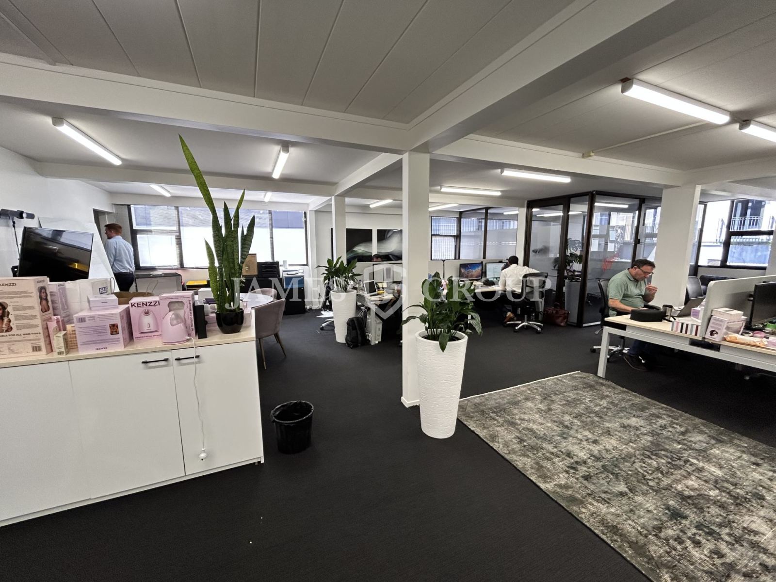A Rare Find | 300m² Warehouse And Office