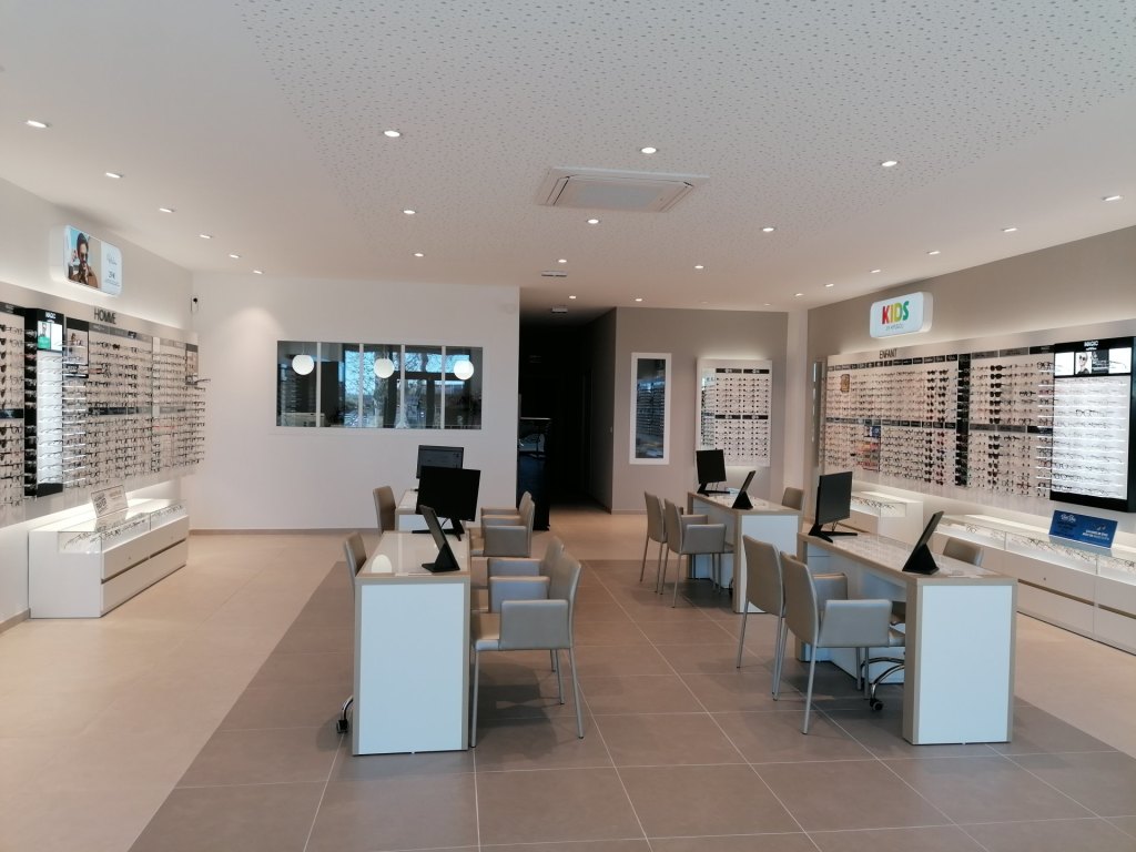 Magasin Opticien 1100 Route de Montpellier 30540 MILHAUD intérieur