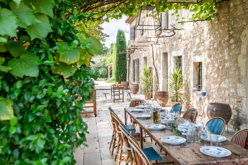Photographs of Mas des Rêveries villa in Provence - Image 18 of 40