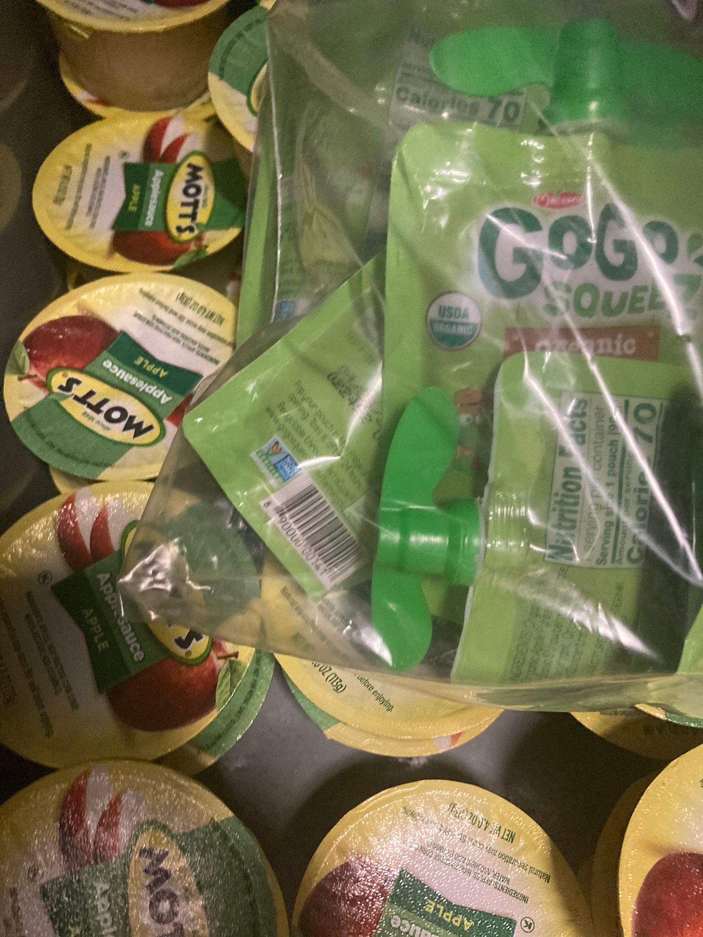 Fruit snack item