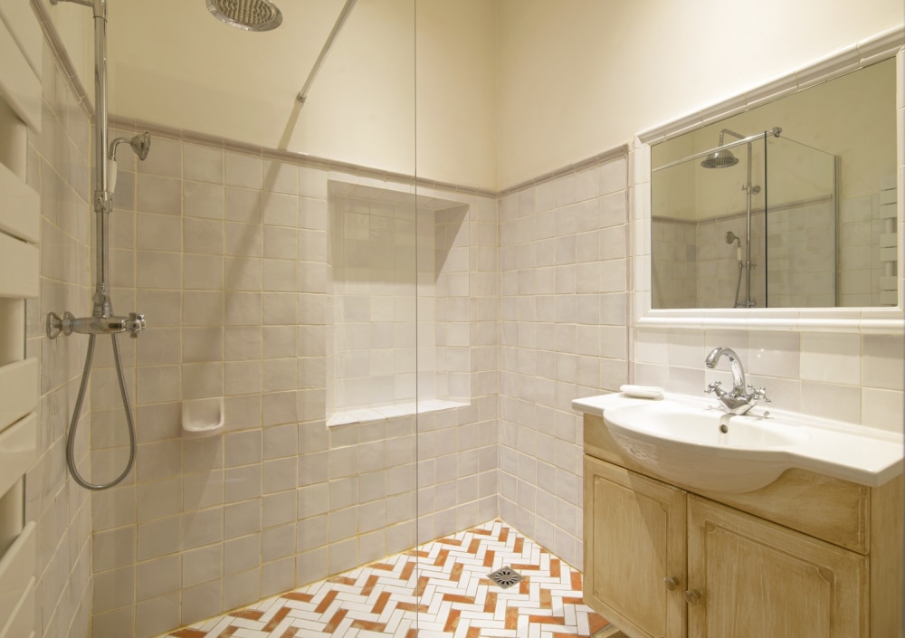 Photographs of Mas de Manebit villa in Provence - Image 19 of 30