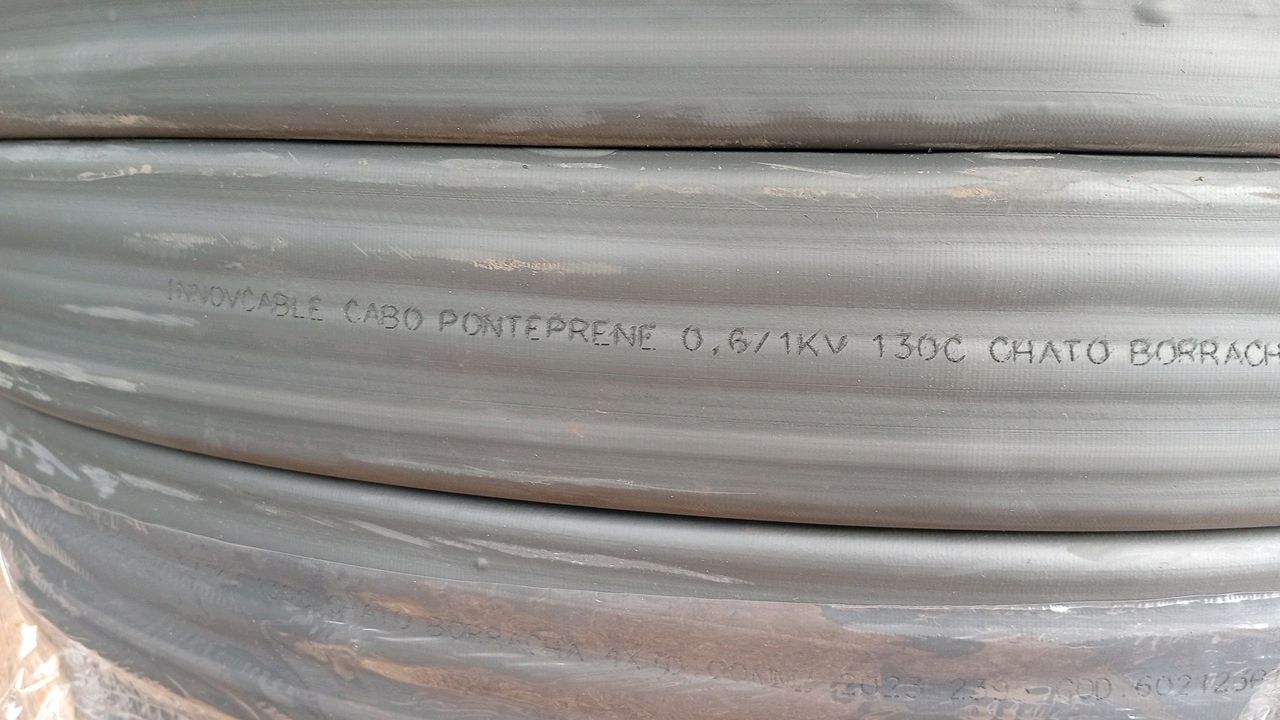 Innovacable Ponteprene 1kv Flat Rubber Cable 4x10.00mm² 300m