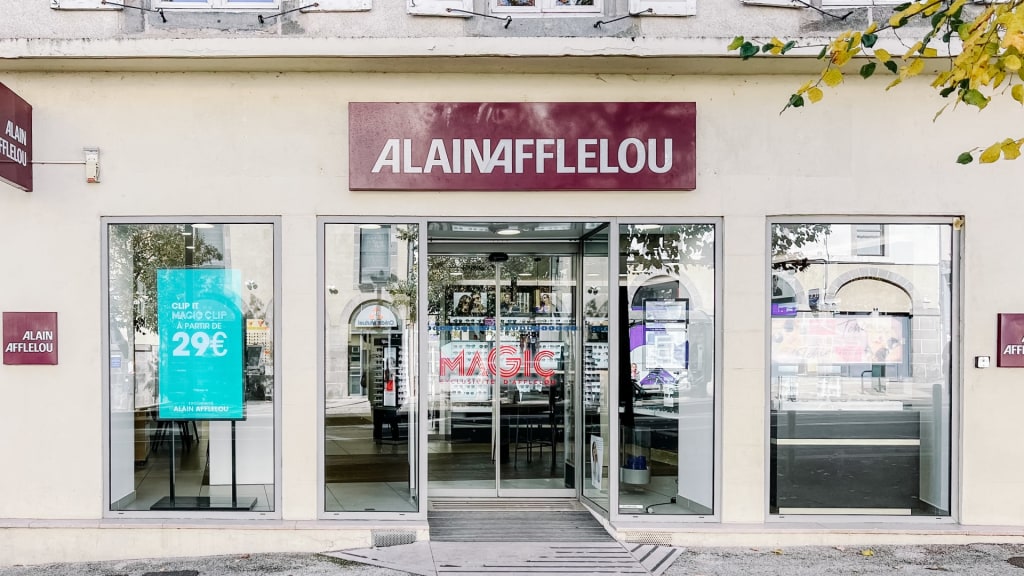 Magasin audioprothesiste 5 place du Square 15000 AURILLAC