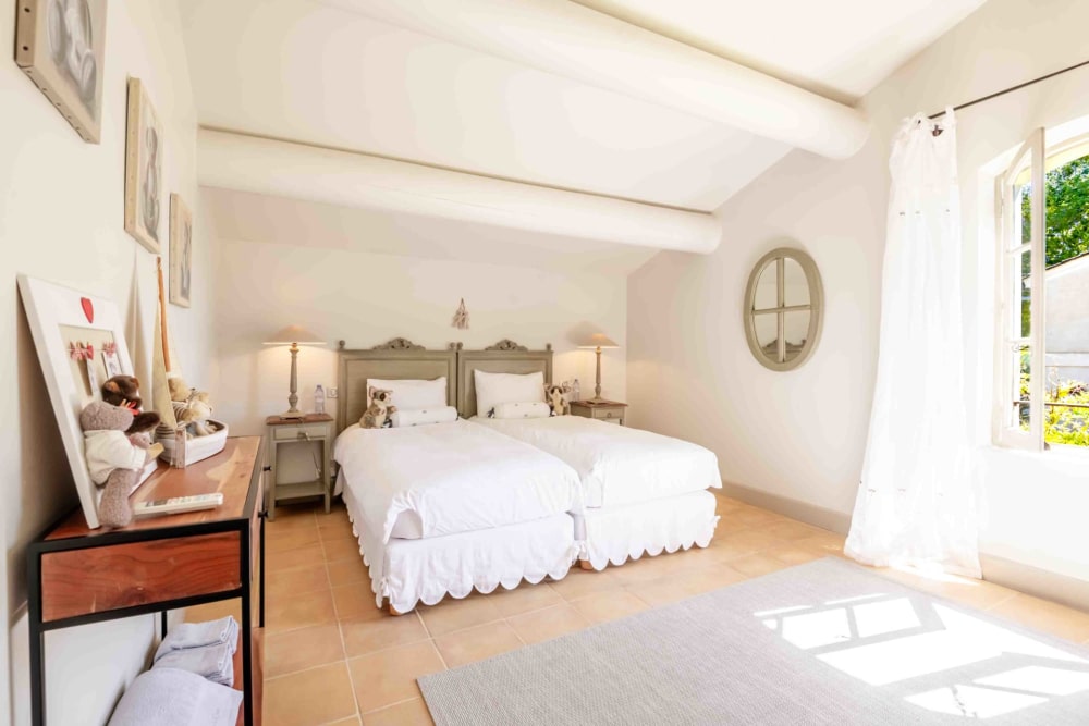 Photographs of Domaine de Villeblanche villa in Provence - Image 35 of 60
