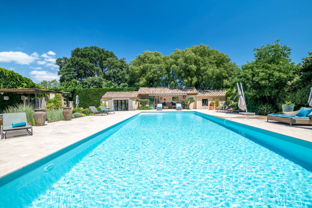 Photographs of Mas de la Caume villa in Provence - Image 20 of 52