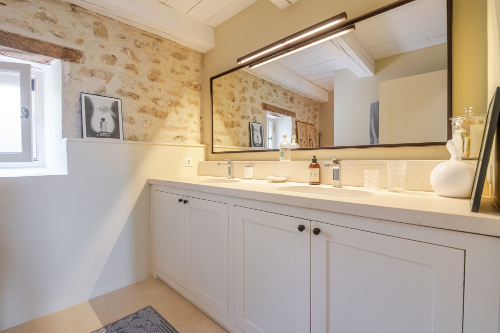 Photographs of Mas Hortensia villa in Provence - Image 35 of 46