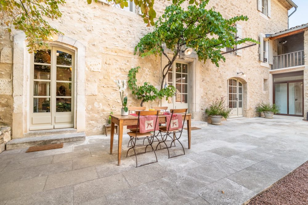 Photographs of Mas du Menuisier villa in Provence - Image 15 of 45