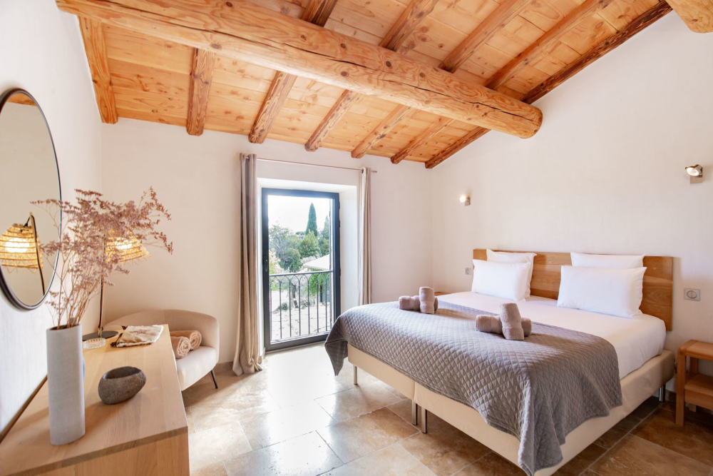Photographs of Mas Eole villa in Provence - Image 24 of 39