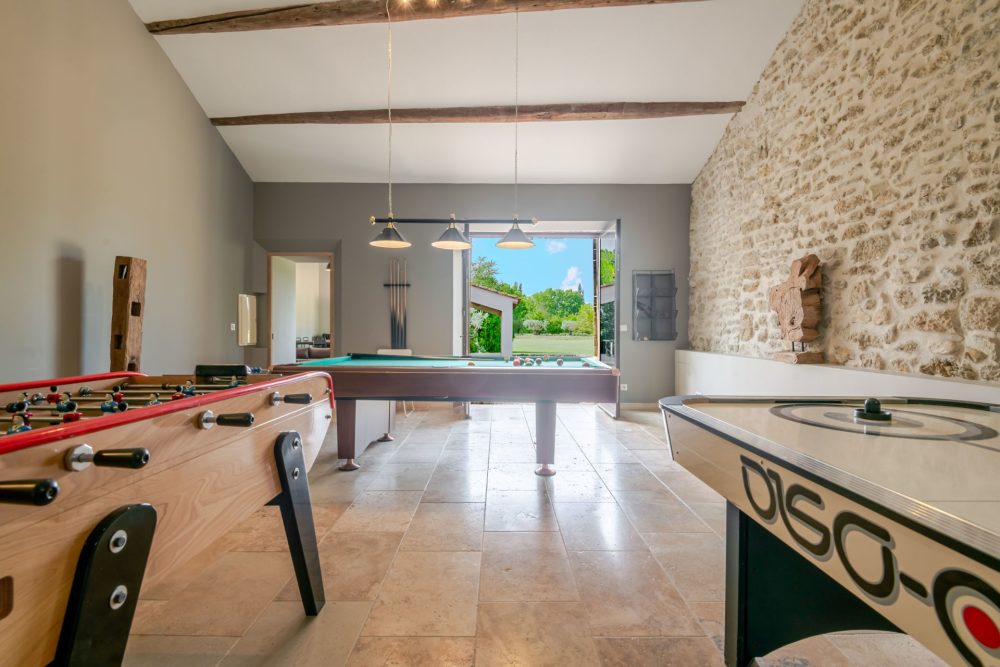 Photographs of Mas de Velorgues villa in Provence - Image 51 of 58