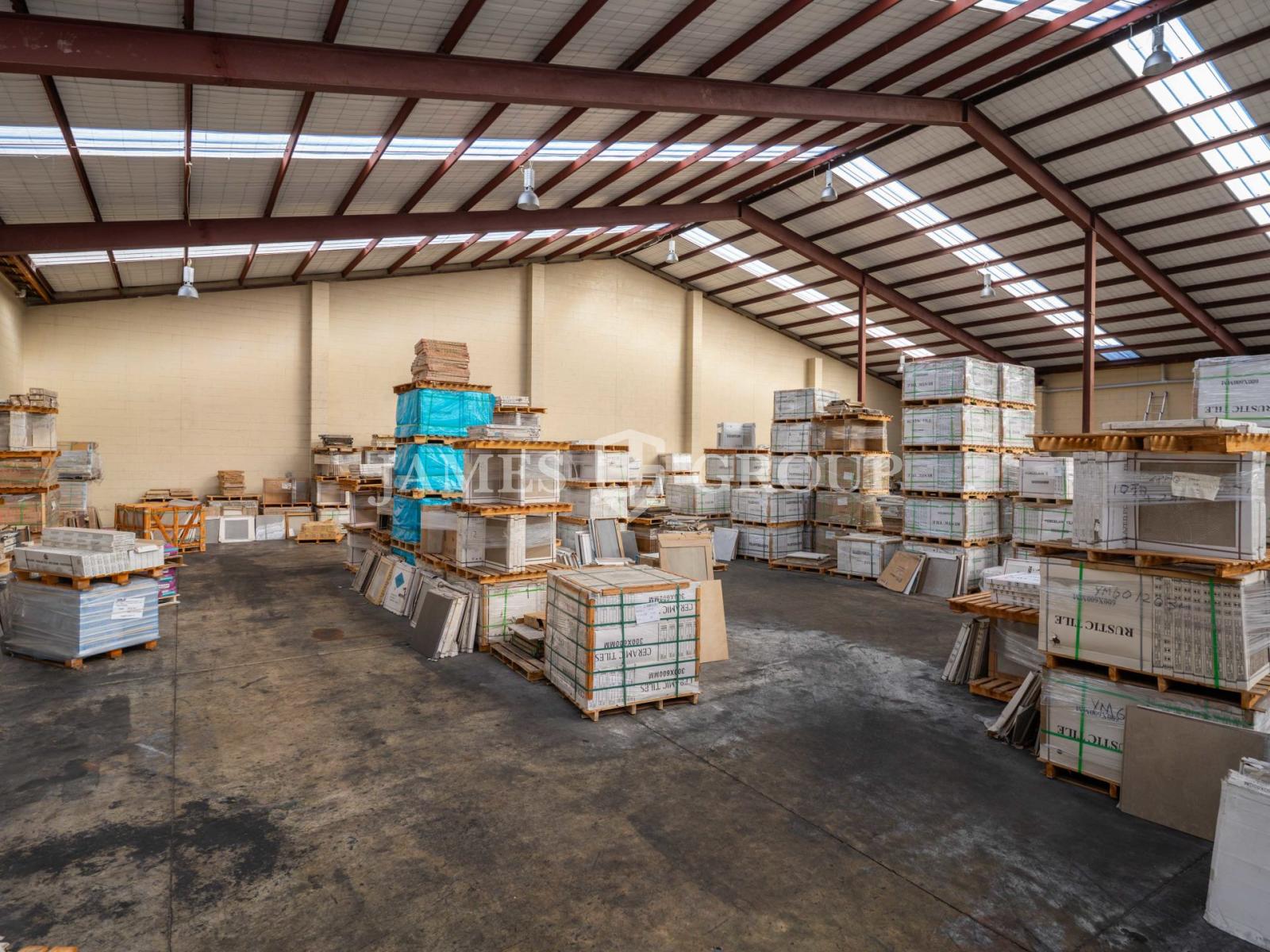 1,080m² Warehouse | 725m² Yard | Mpi Approved