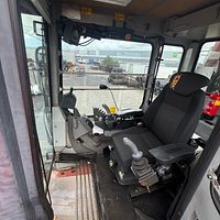 Mobile Excavator Adapted for Billets’ Ship Unloading-‘HITACHI-MANTSINEN’ - Image 13