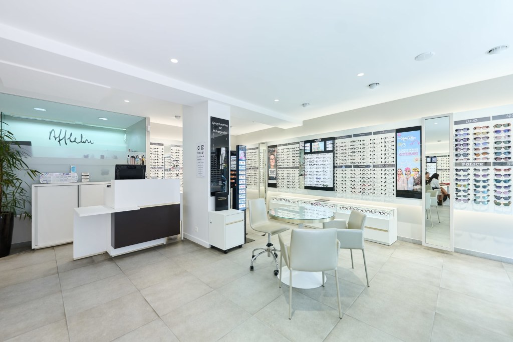 Magasin Opticien Rue de Tournai  6 7700 MOUSCRON intérieur