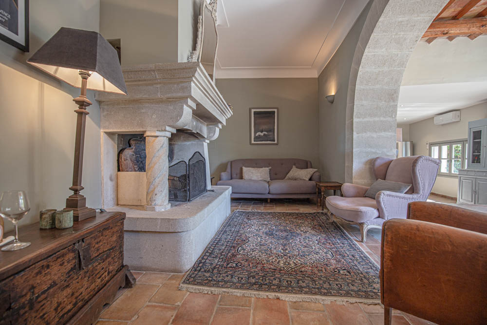 Photographs of Villa Lourmarine villa in Provence - Image 8 of 30