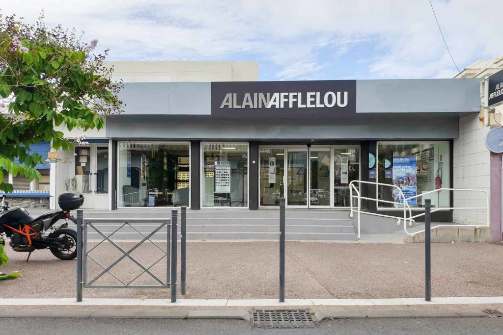 Magasin Opticien C.C. Carrefour Grand Est 97411 SAINTE-SUZANNE-DE-LA-RÉUNION