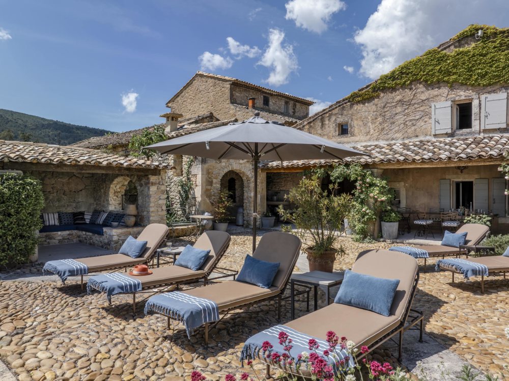 Photographs of Mas d’Argent villa in Provence - Image 23 of 35