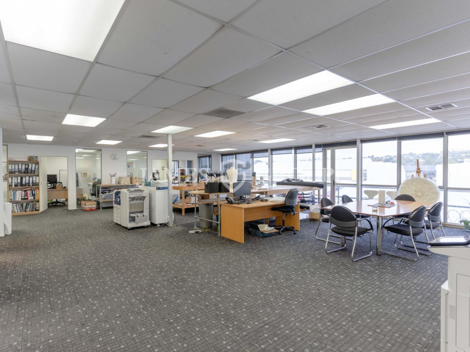 50 / 50 Warehouse & Office | 2 Mins From Motorway