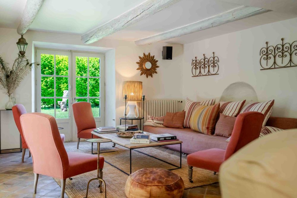 Photographs of Mas des Roses villa in Provence - Image 9 of 44