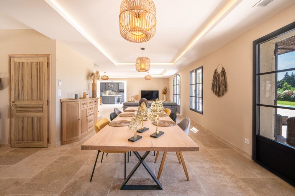 Photographs of Mas des Alizées villa in Provence - Image 7 of 33