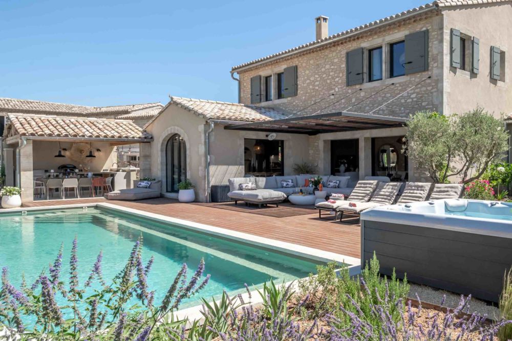 Photographs of New! Mas Mémoires villa in Provence - Image 4 of 49