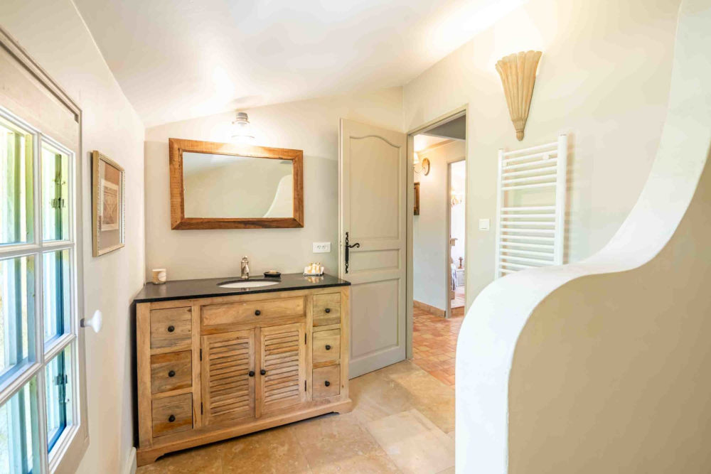 Photographs of Le Mas de Gancel villa in Provence - Image 22 of 41