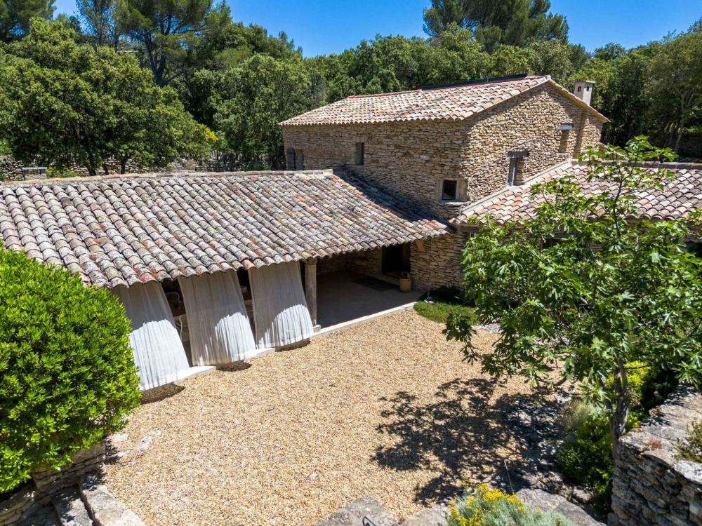 Photographs of Mas la Gineste villa in Provence - Image 18 of 46