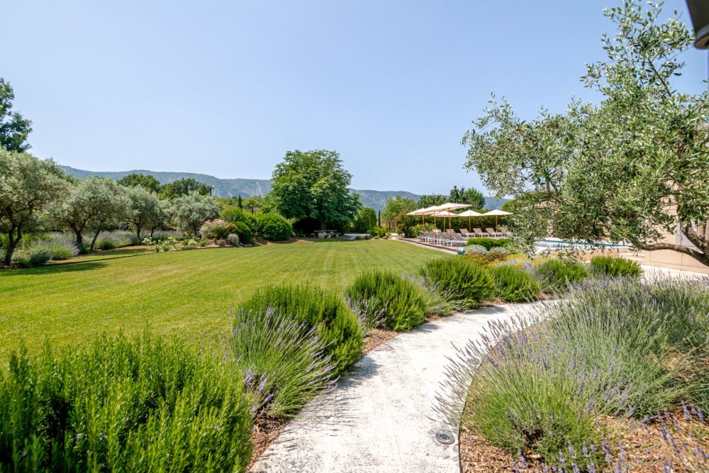 Photographs of Bastide de Blanche villa in Provence - Image 14 of 60
