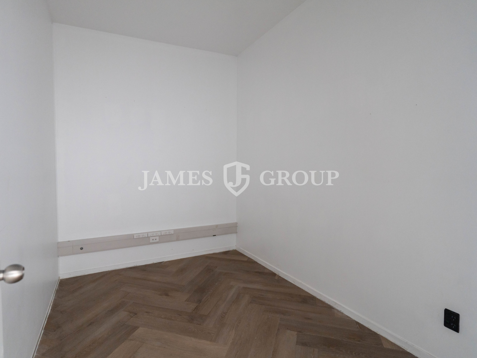 Versatile Parnell Office
