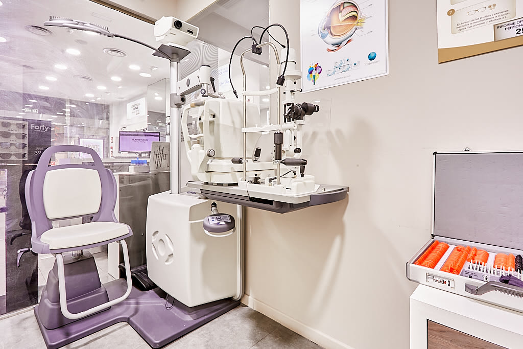 Tienda Óptico CC PLAZA DE LA ESTACION - Local A48 28943 FUENLABRADA interior