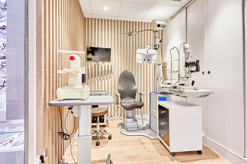 Tienda Óptico CENTRO COMERCIAL PARQUESUR AVENIDA GRAN BRETAÑA S/N 28916 LEGANES interior