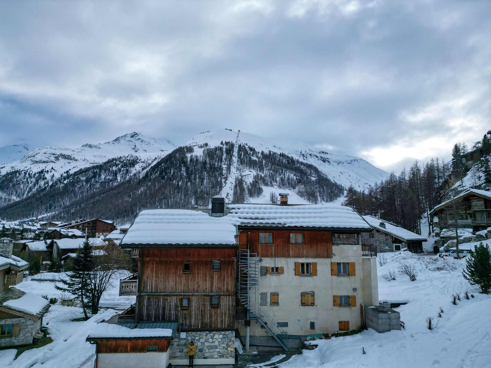 4 bed Apartment For Sale in Espace Killy, French Alps