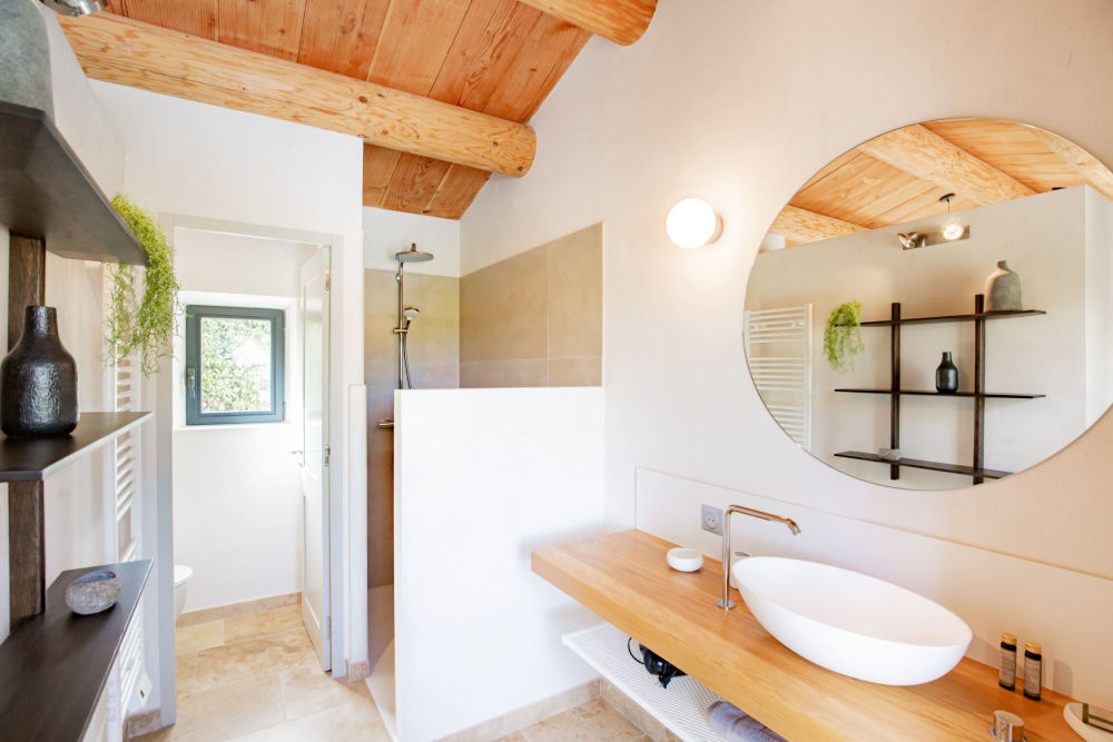 Photographs of Mas Eole villa in Provence - Image 34 of 39