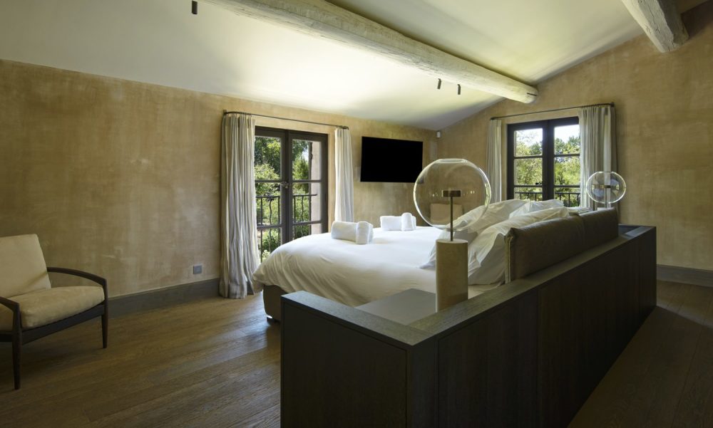 Photographs of Mas de l’Etoile villa in Provence - Image 15 of 39