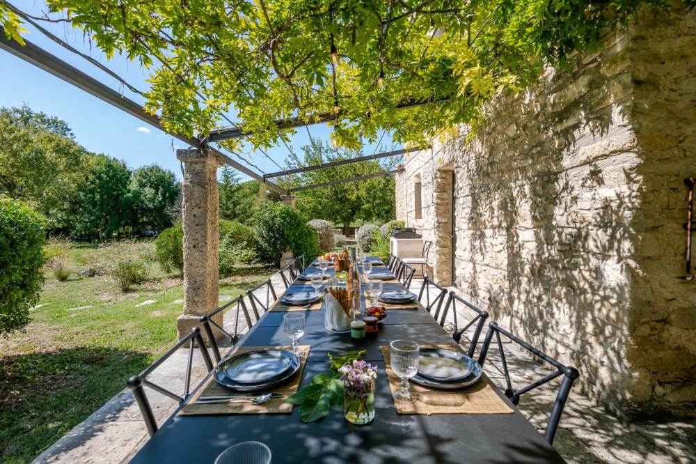 Photographs of Domaine des Saisons villa in Provence - Image 2 of 52