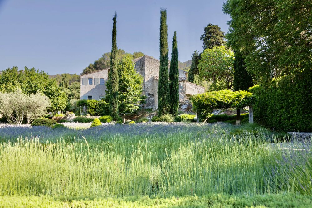 Photographs of Mas la Calade villa in Provence - Image 37 of 38