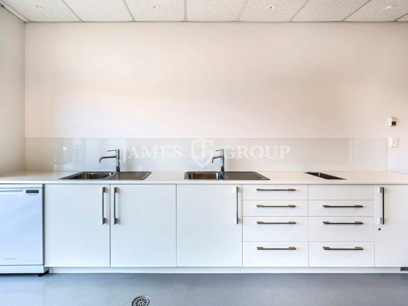 Versatile Office Accommodation From 600–1,114m²