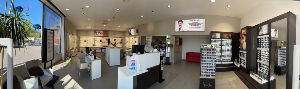 Magasin Opticien 83 C rue de l'Ecurée - ZAC La Baronnie 73330 LE PONT-DE-BEAUVOISIN intérieur