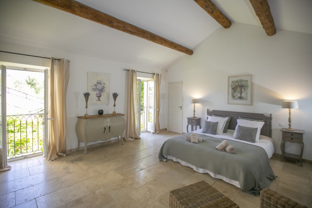 Photographs of Mas des Marguerites villa in Provence - Image 36 of 43