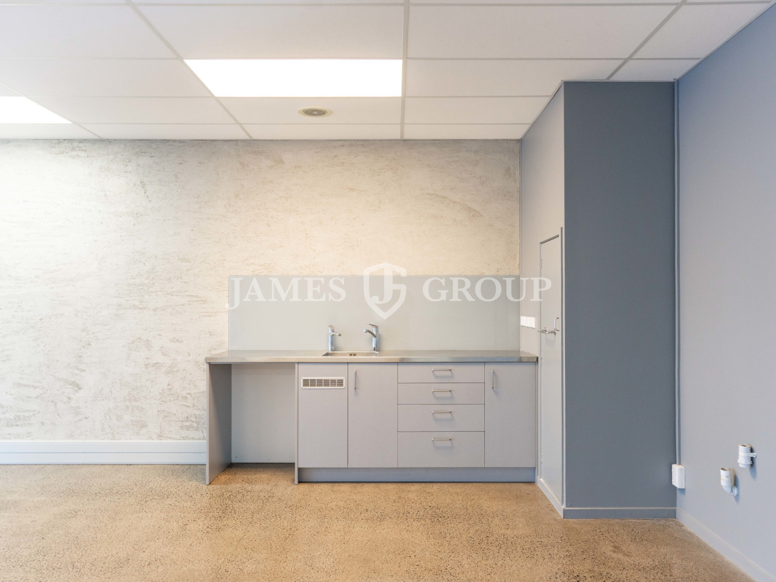 Prime New North Road Commercial Opportunity