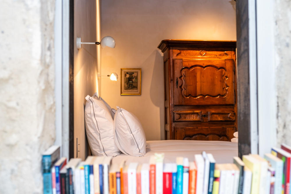 Photographs of La Maison des Muses villa in Provence - Image 20 of 39