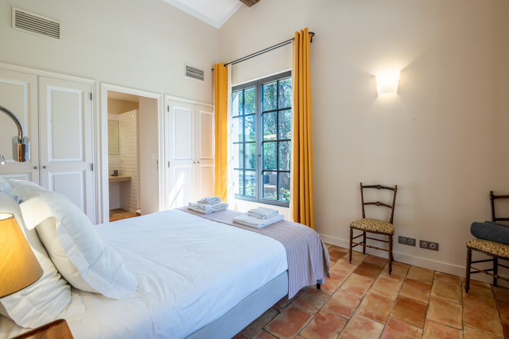 Photographs of Mas de Pagnol villa in Provence - Image 29 of 39