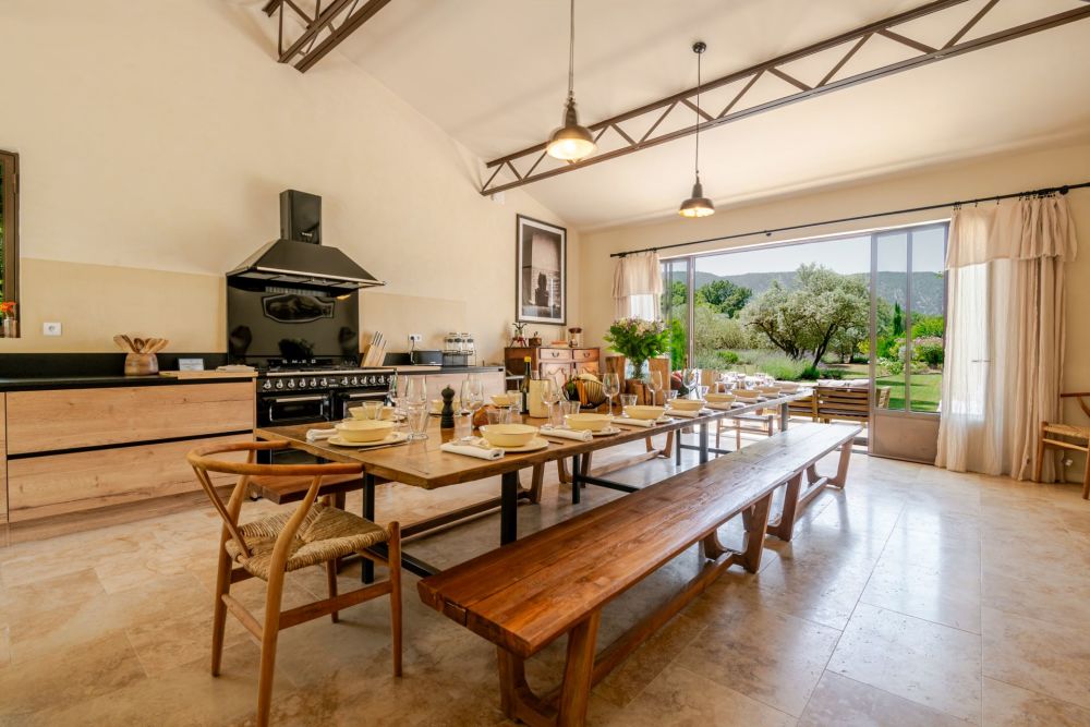 Photographs of Bastide de Blanche villa in Provence - Image 8 of 60