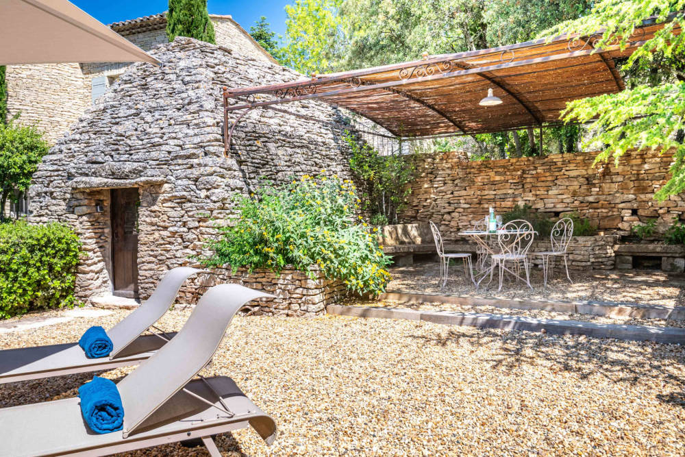 Photographs of Mas des Mésanges villa in Provence - Image 30 of 35