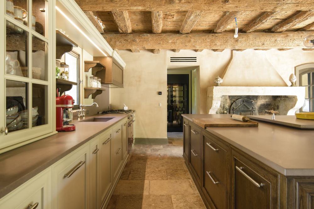 Photographs of Mas de l’Etoile villa in Provence - Image 8 of 39