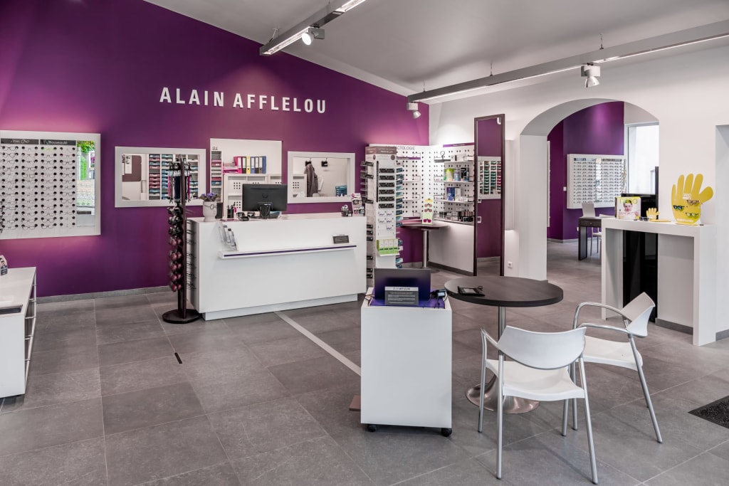 Magasin Opticien 18 bis rue Edouard Herriot 70300 LUXEUIL-LES-BAINS intérieur
